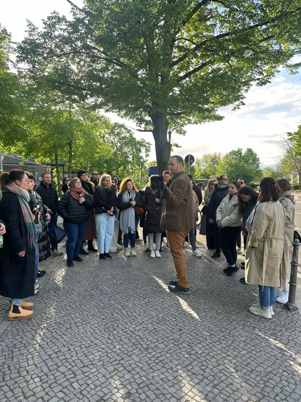 Eyal sharing Berlin’s history with a group of visitors